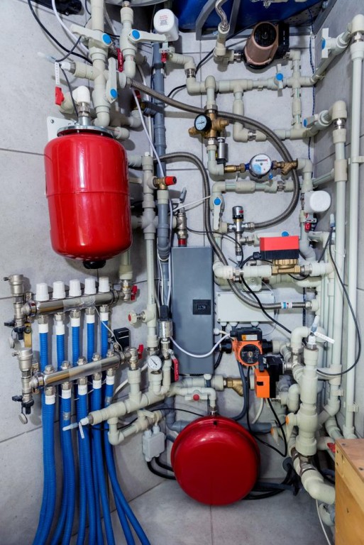 Pourquoi faire appel à un plombier chauffagiste à Varacieux ?